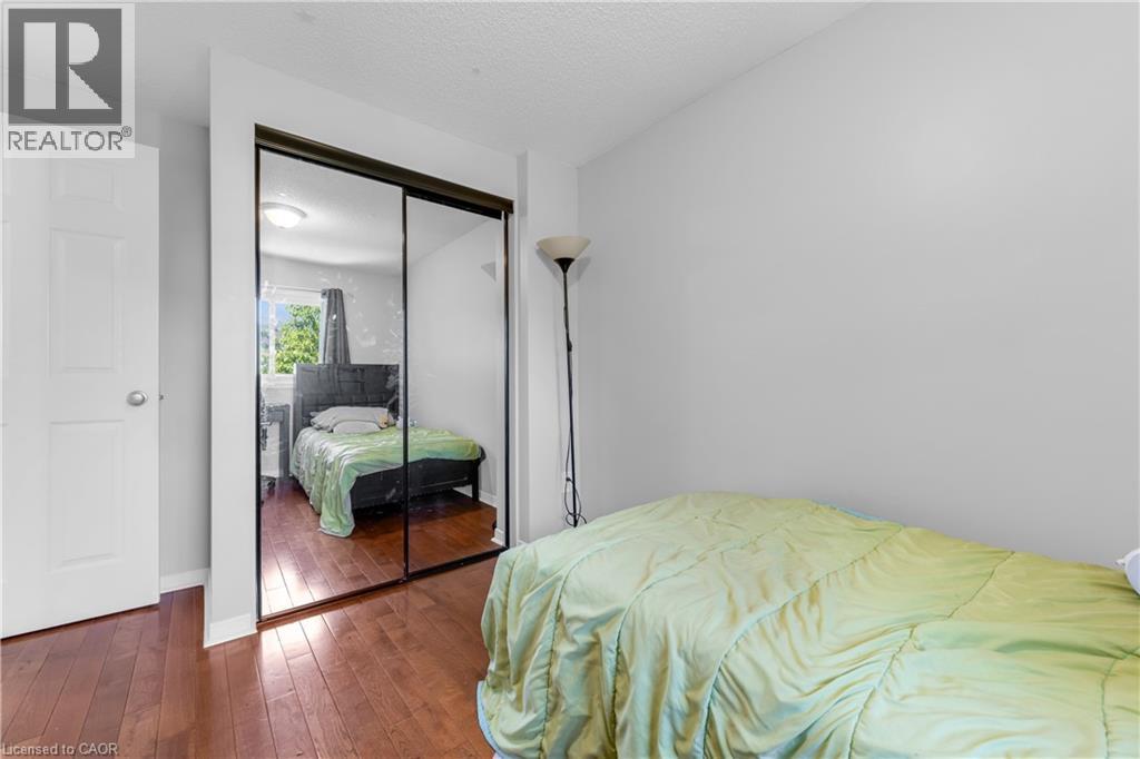 #32 386 HIGHLAND Road W - 23