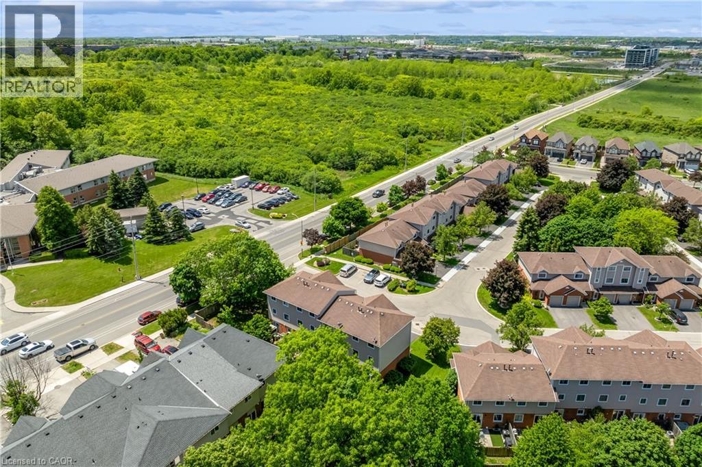 #32 386 HIGHLAND Road W - 36