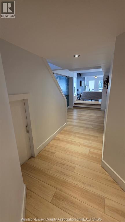 1646 PARK - 21