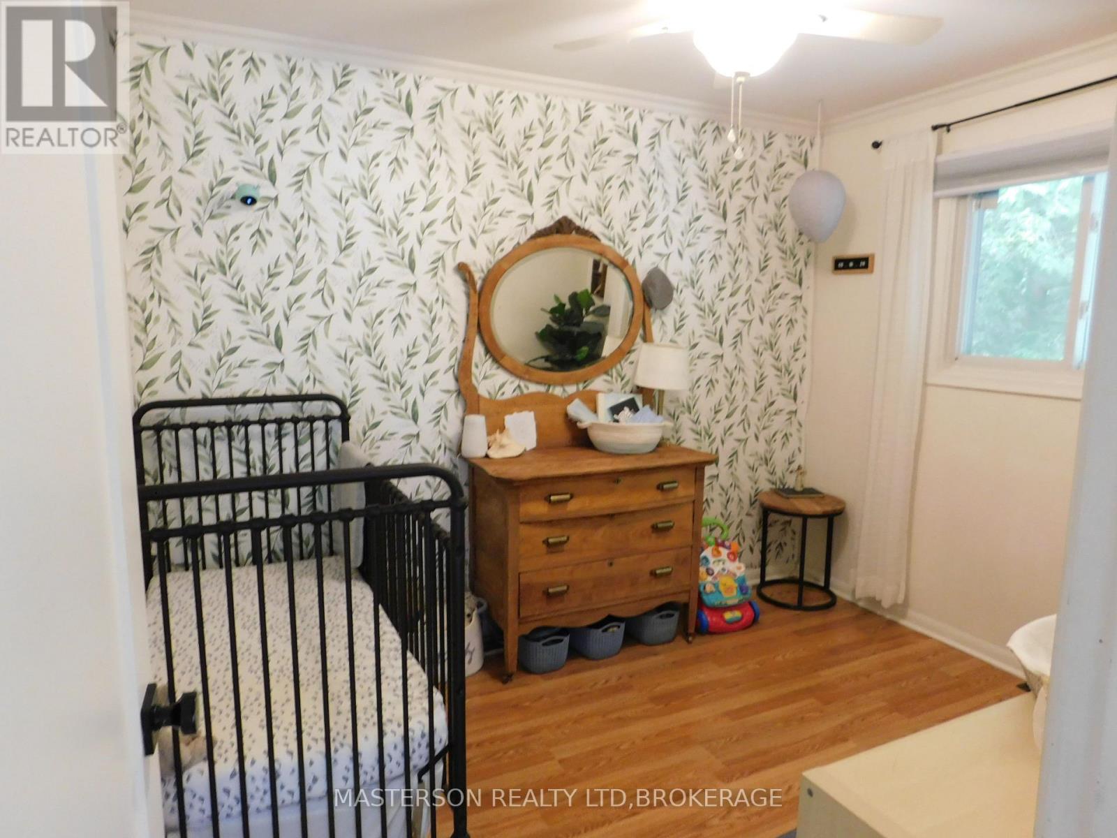 1208 BENNER AVENUE - 12