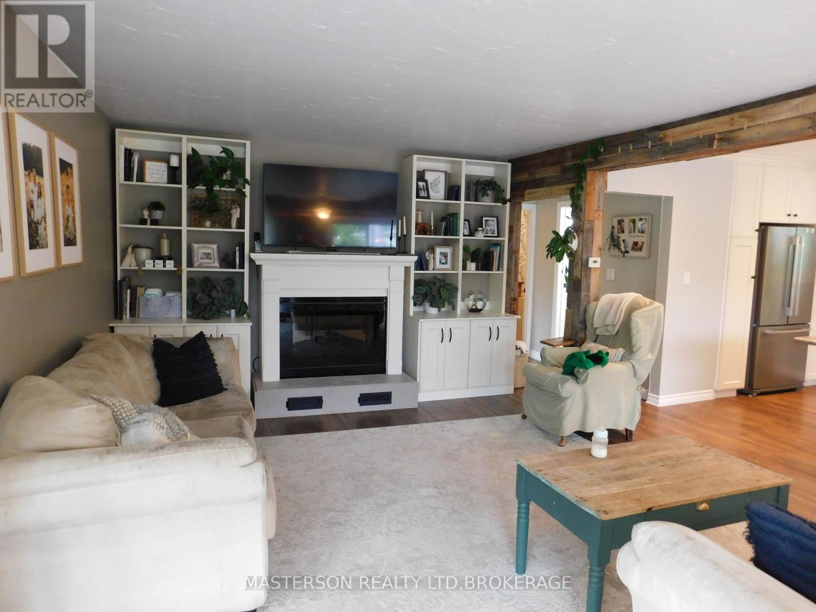 1208 BENNER AVENUE - 6