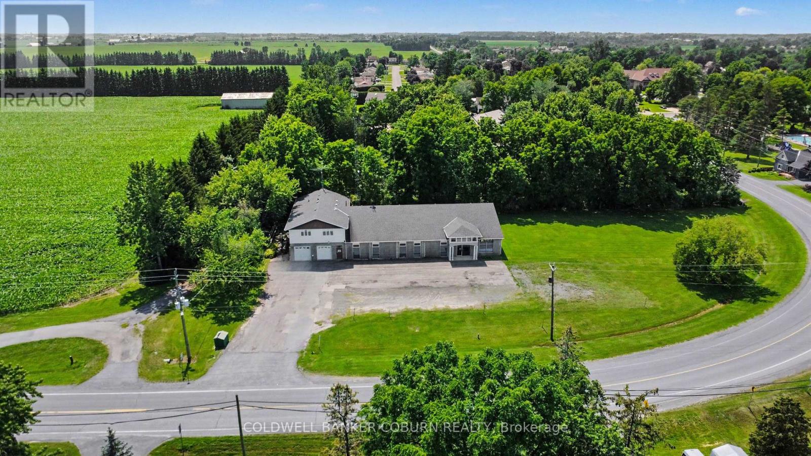82 Main St. S. (2808 County Road 7)