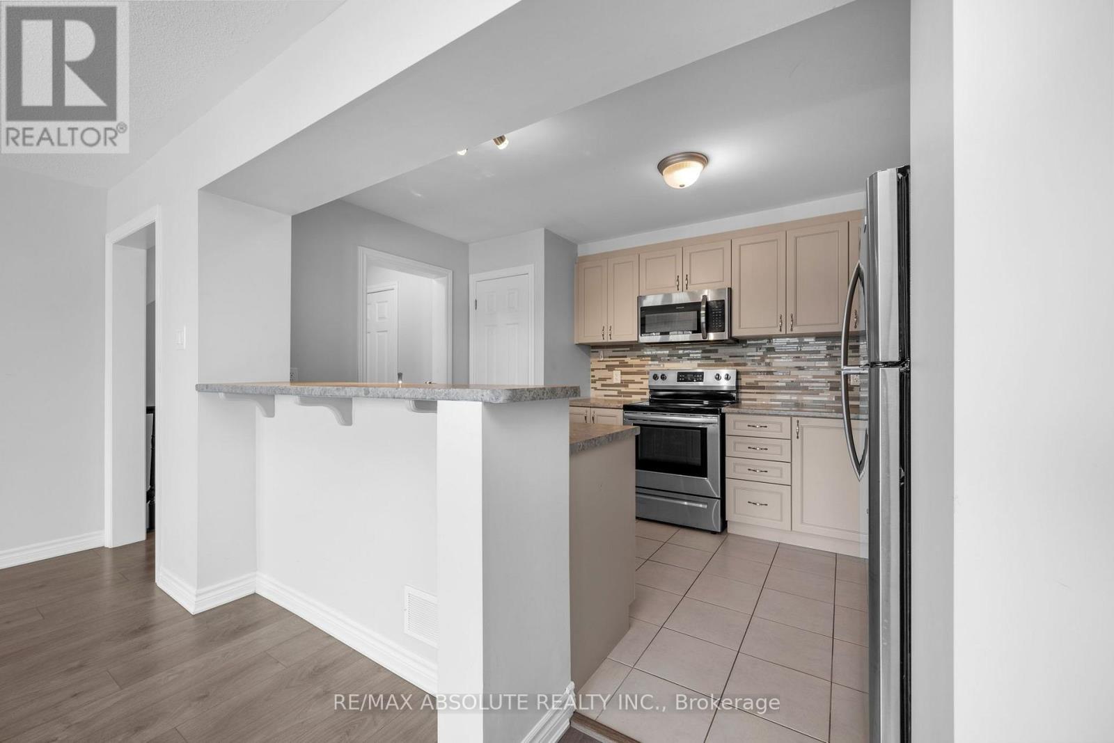 374 WILLOW ASTER CIRCLE, Ottawa. Luxury613. By Peter Sagos - Image 8