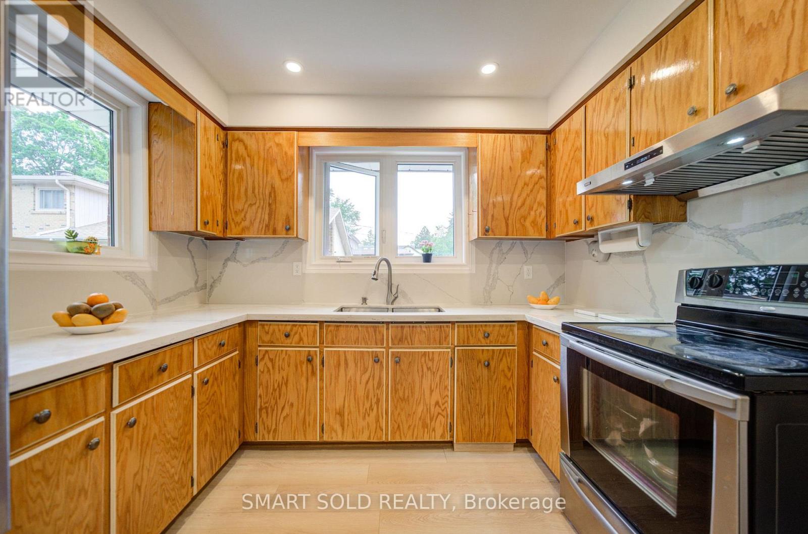 56 GATESVIEW AVENUE - 19