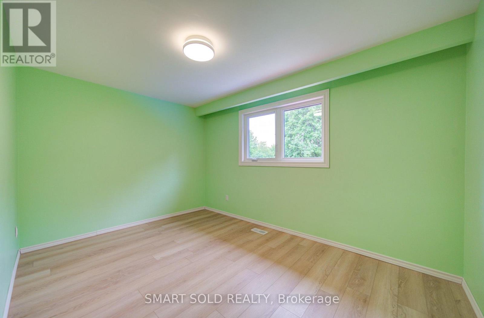 56 GATESVIEW AVENUE - 24