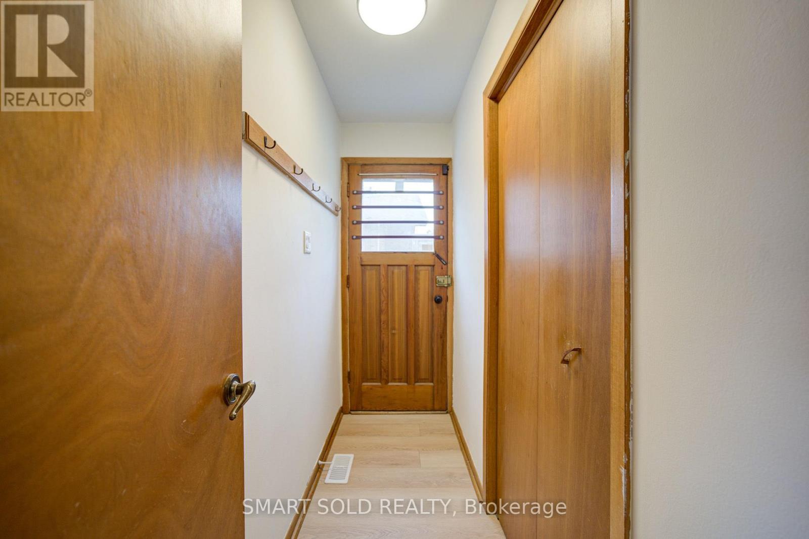 56 GATESVIEW AVENUE - 30