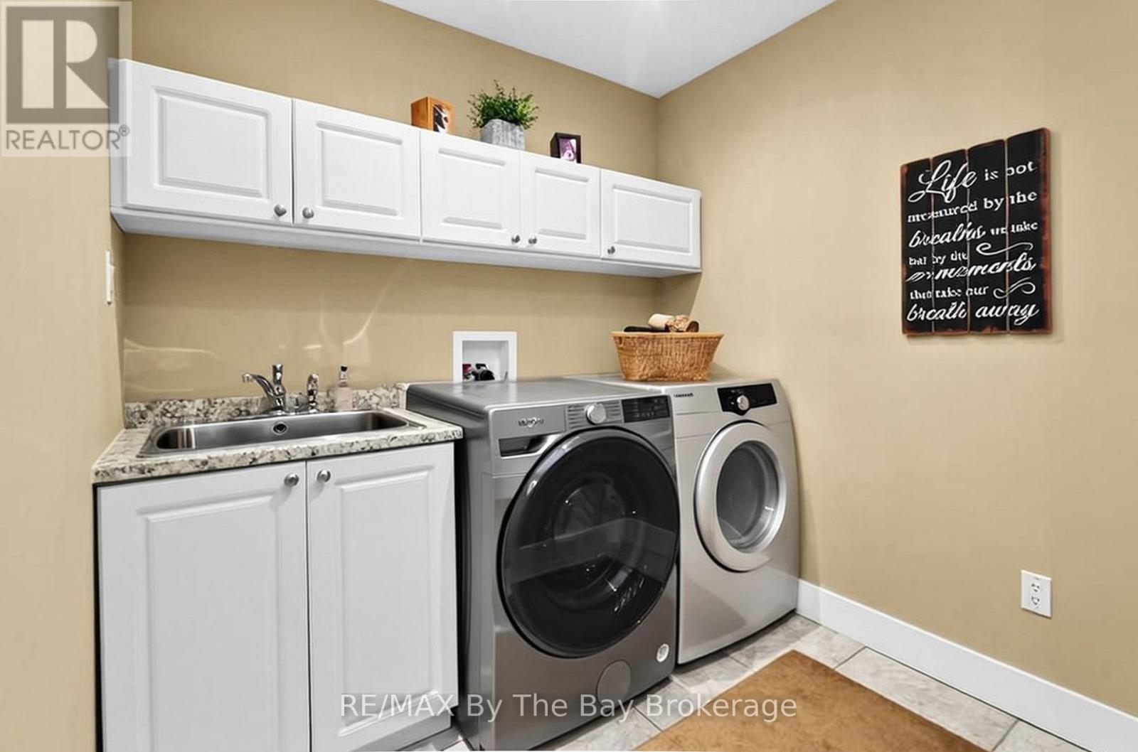 7 DOWNER CRESCENT - Image 40