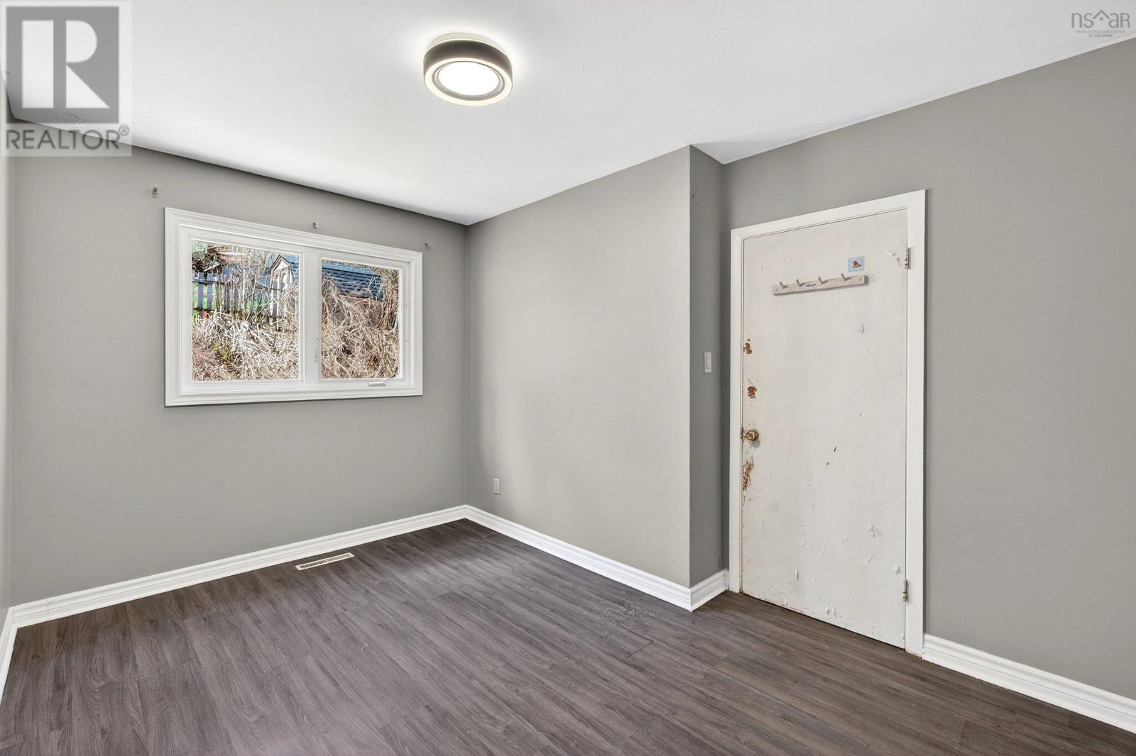 9 Kidston Road - 25