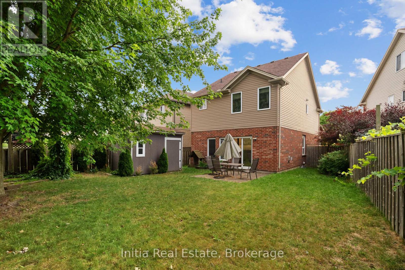 940 MAPLERIDGE STREET - Image 33