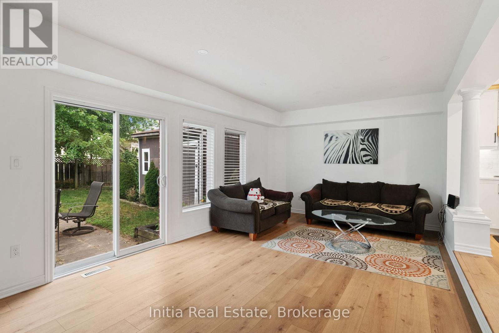 940 MAPLERIDGE STREET - Image 8
