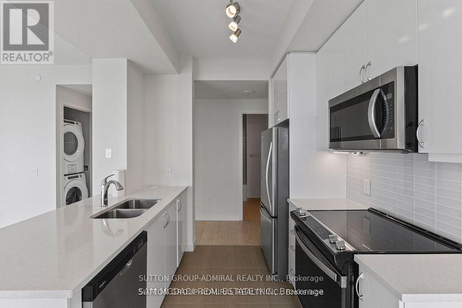 #4305 38 ANNIE CRAIG DRIVE - 5