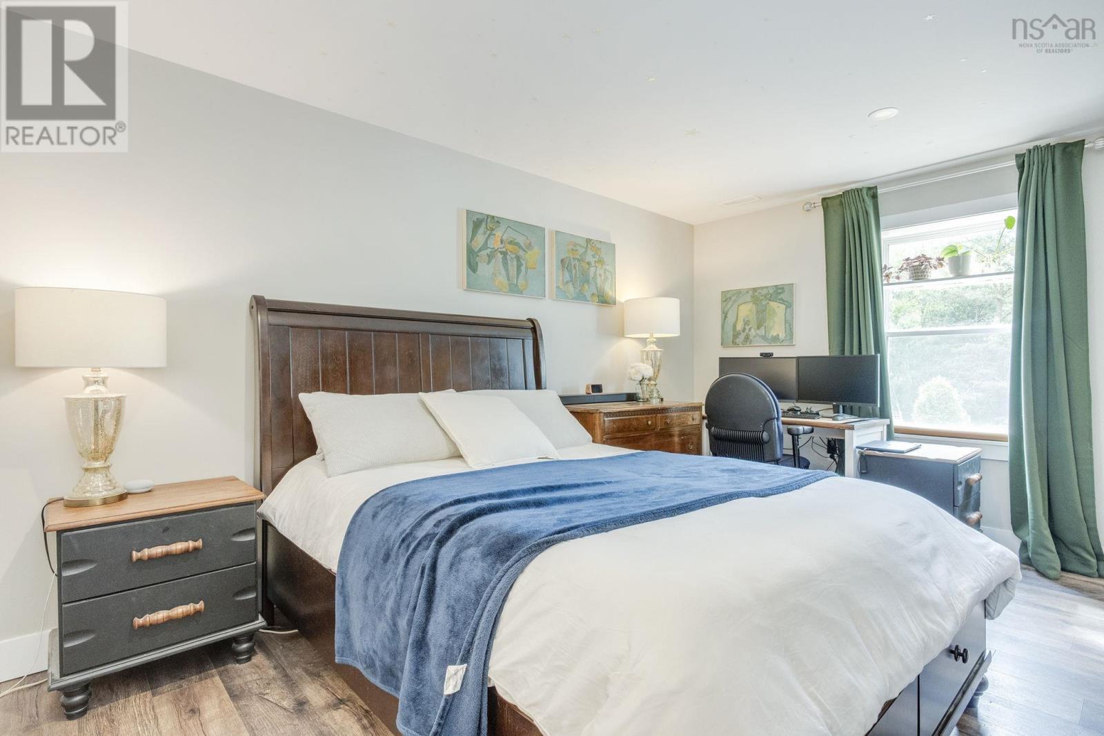 86 Pineo Street - 43