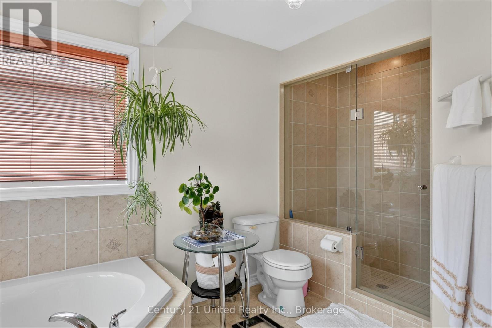 113 FARRIER CRESCENT - 23