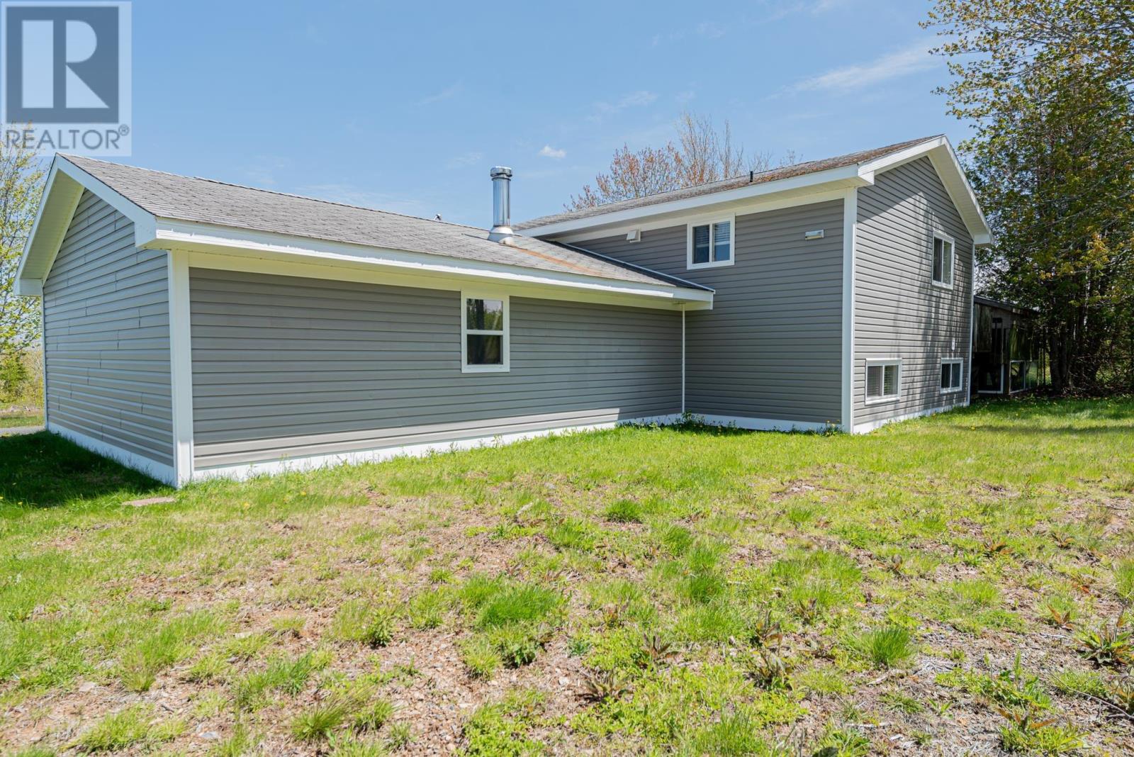 86 Mackay Road - 35
