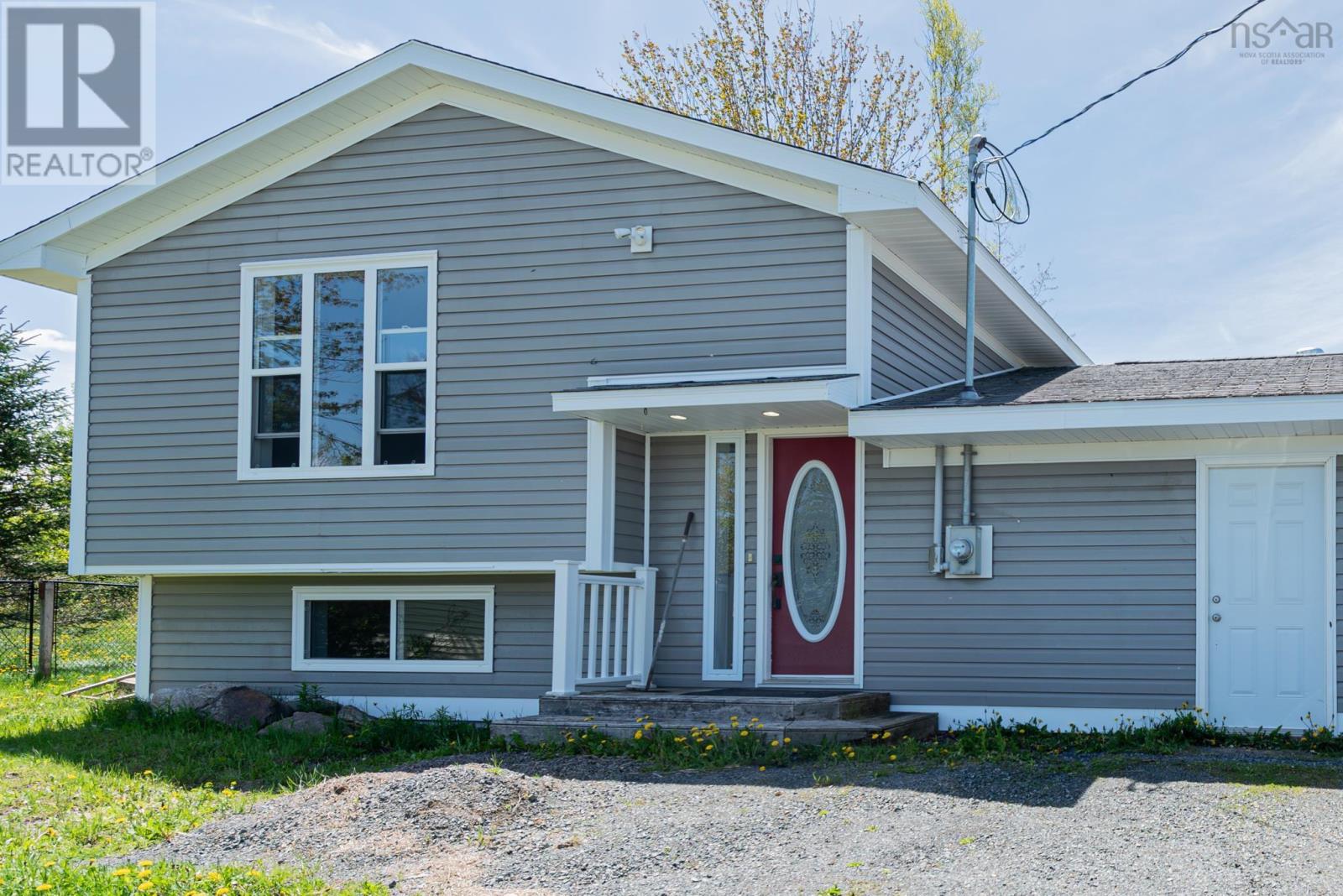 86 Mackay Road - 1
