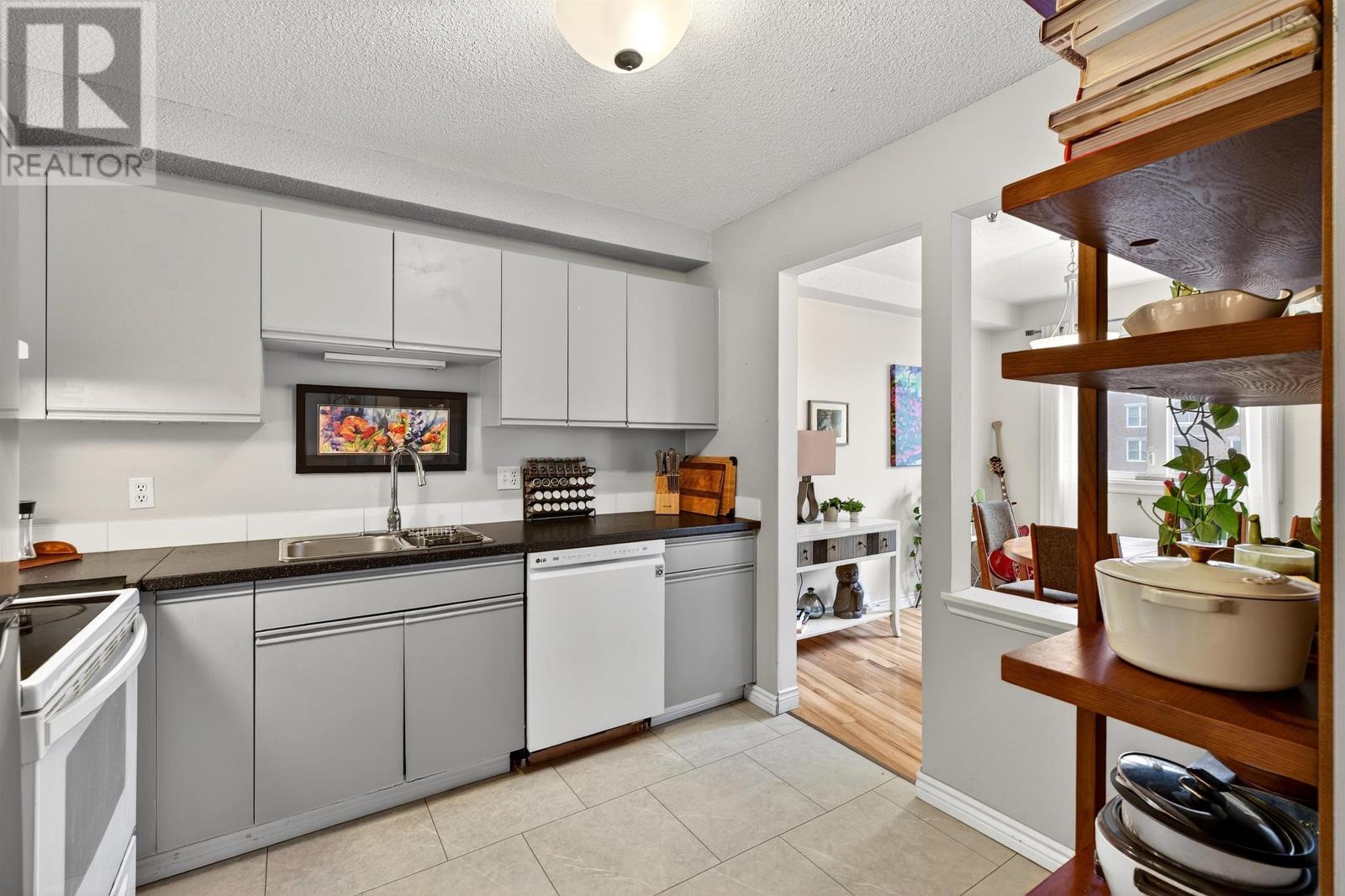 #203 80 Spinnaker Drive - 5