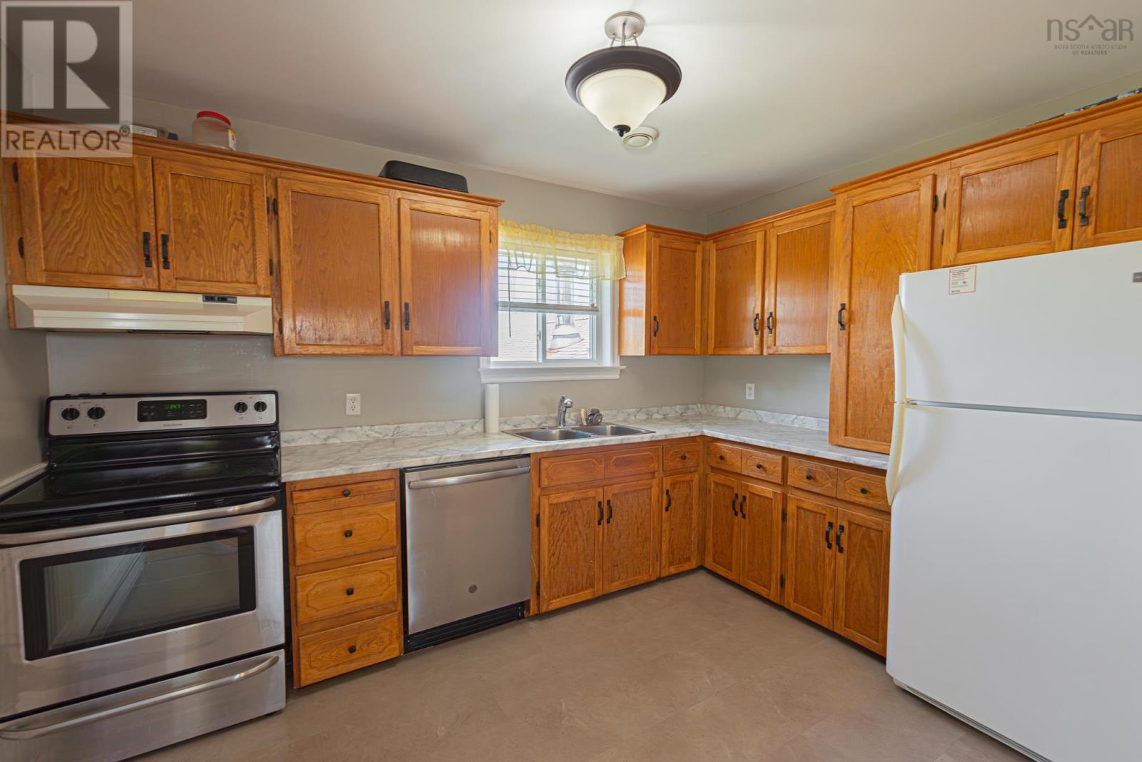 86 Mackay Road - 8