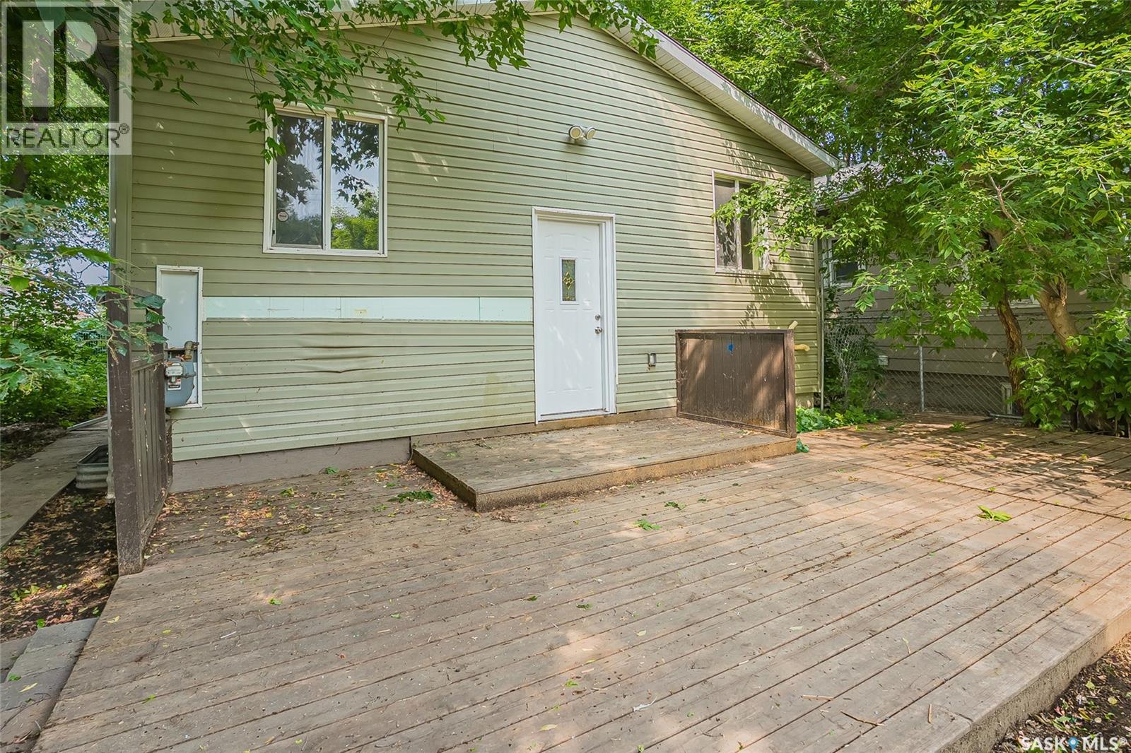 1016 K AVENUE N - 32
