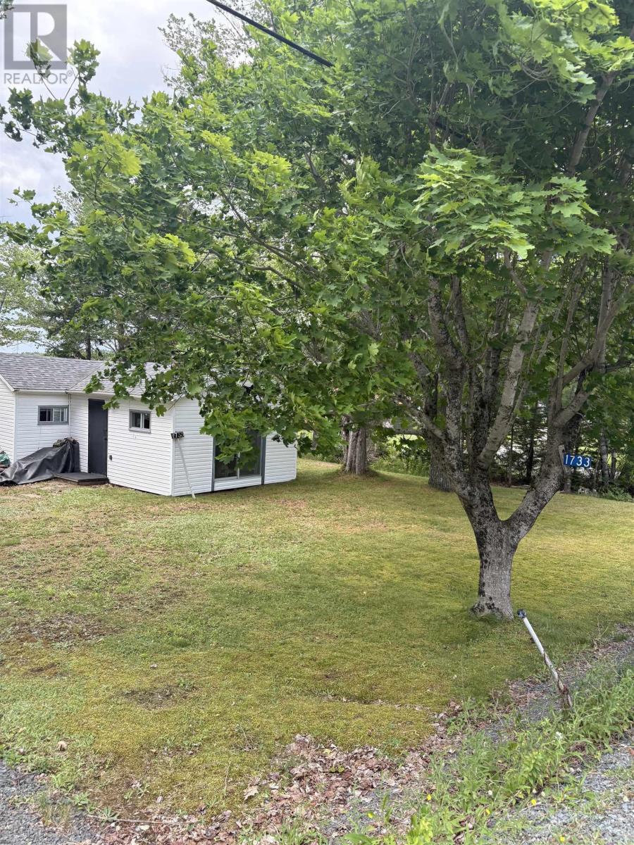 1733 Waterloo Road - 6