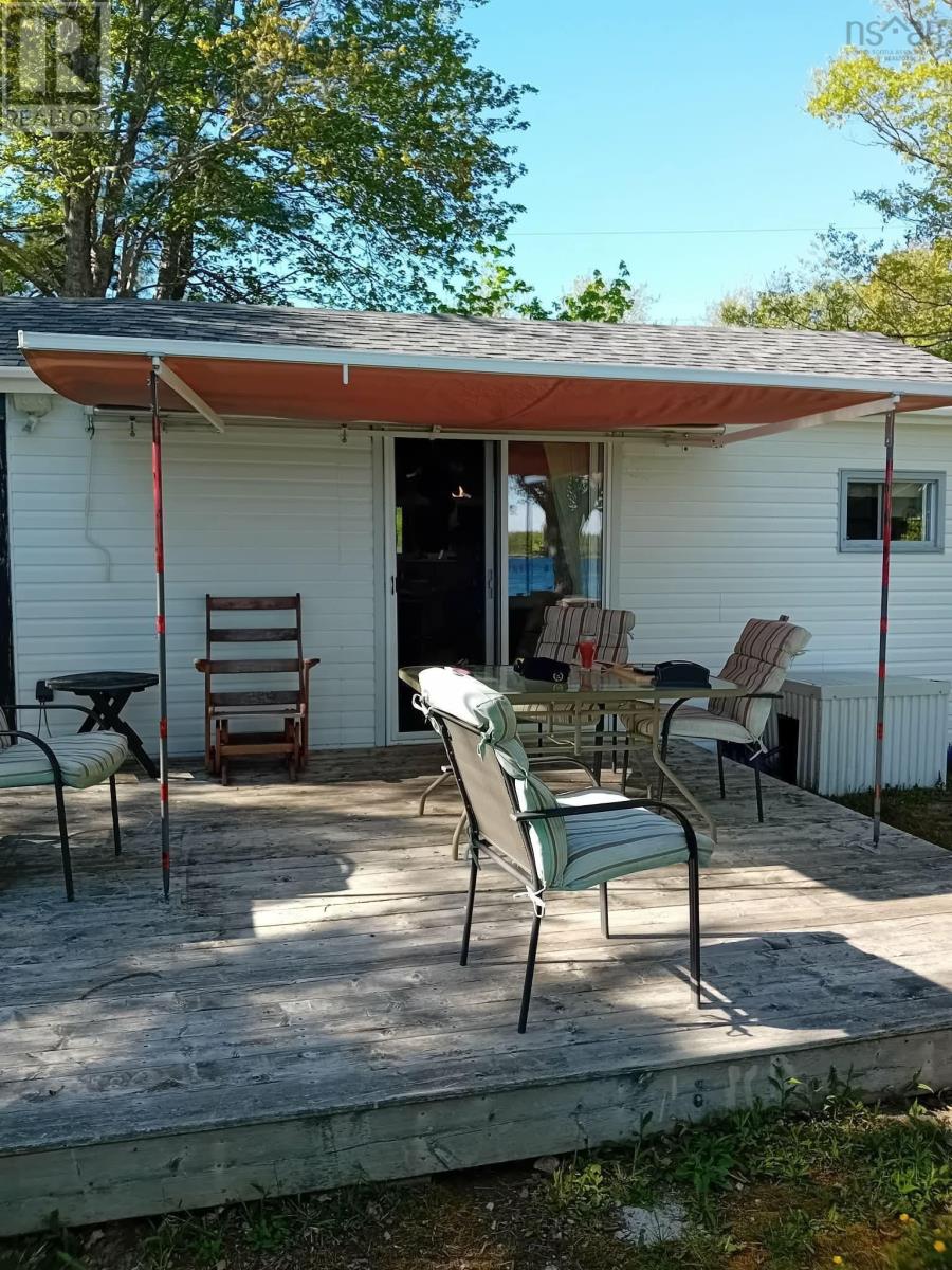 1733 Waterloo Road - 5