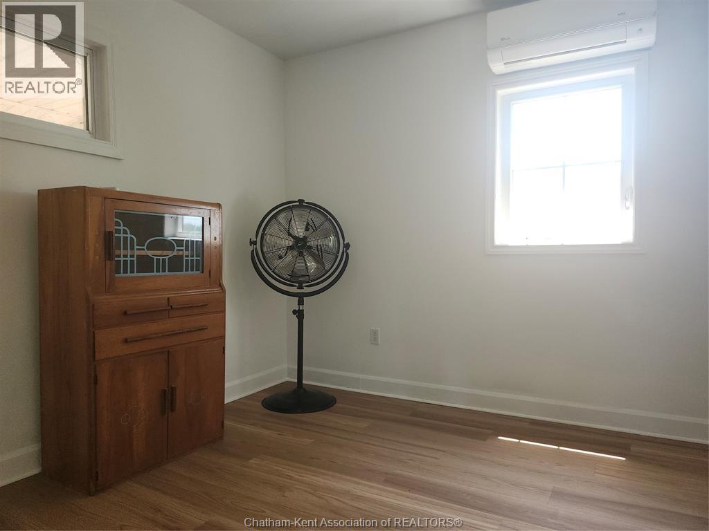 696 CAMERON ROAD - 10