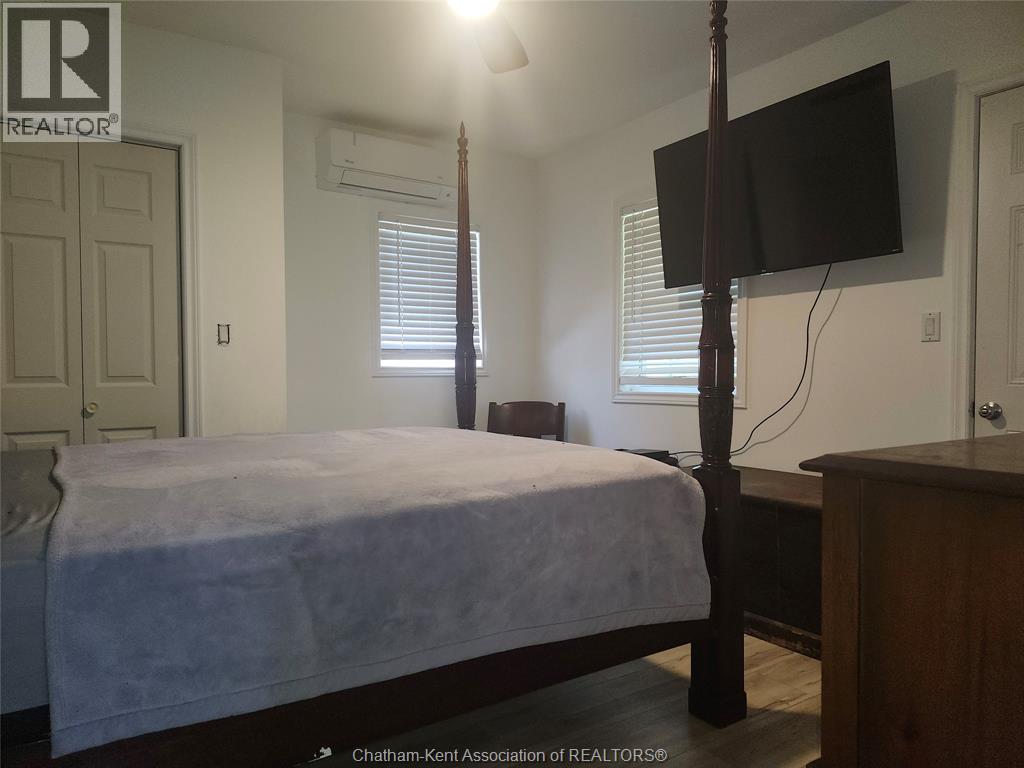 696 CAMERON ROAD - 11