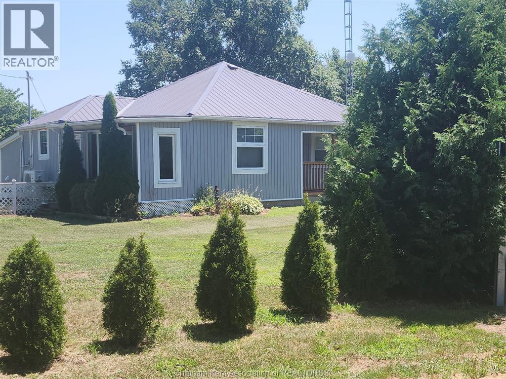 696 CAMERON ROAD - 20