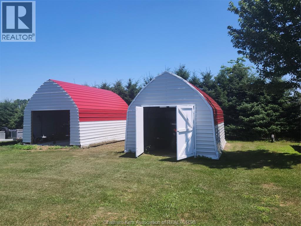 696 CAMERON ROAD - 23