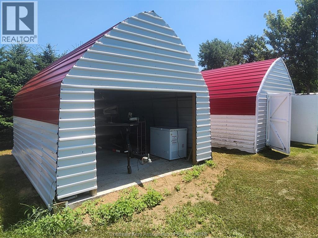 696 CAMERON ROAD - 29