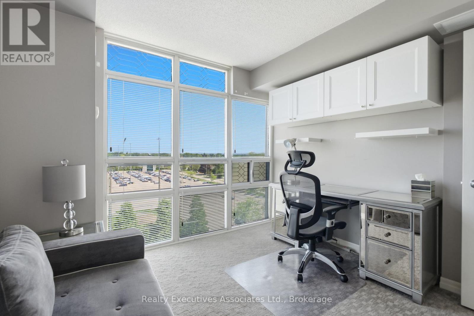 #911 1600 CHARLES STREET - 11