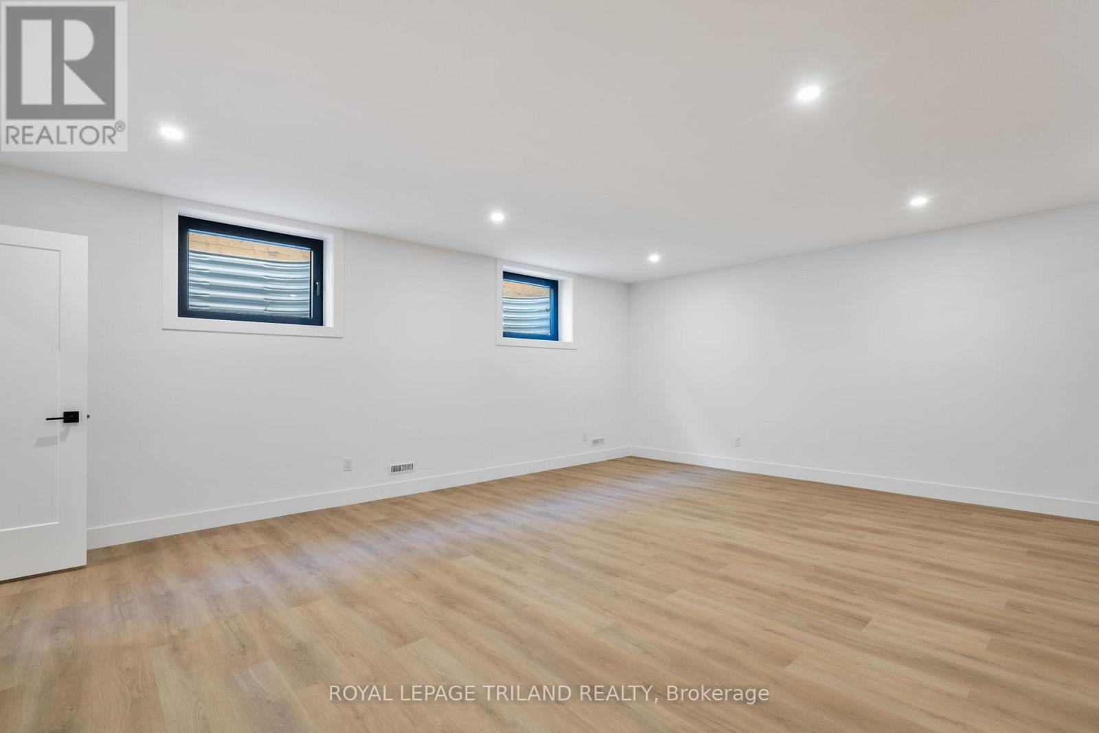 3455 GRAND OAK CROSSING - Image 30