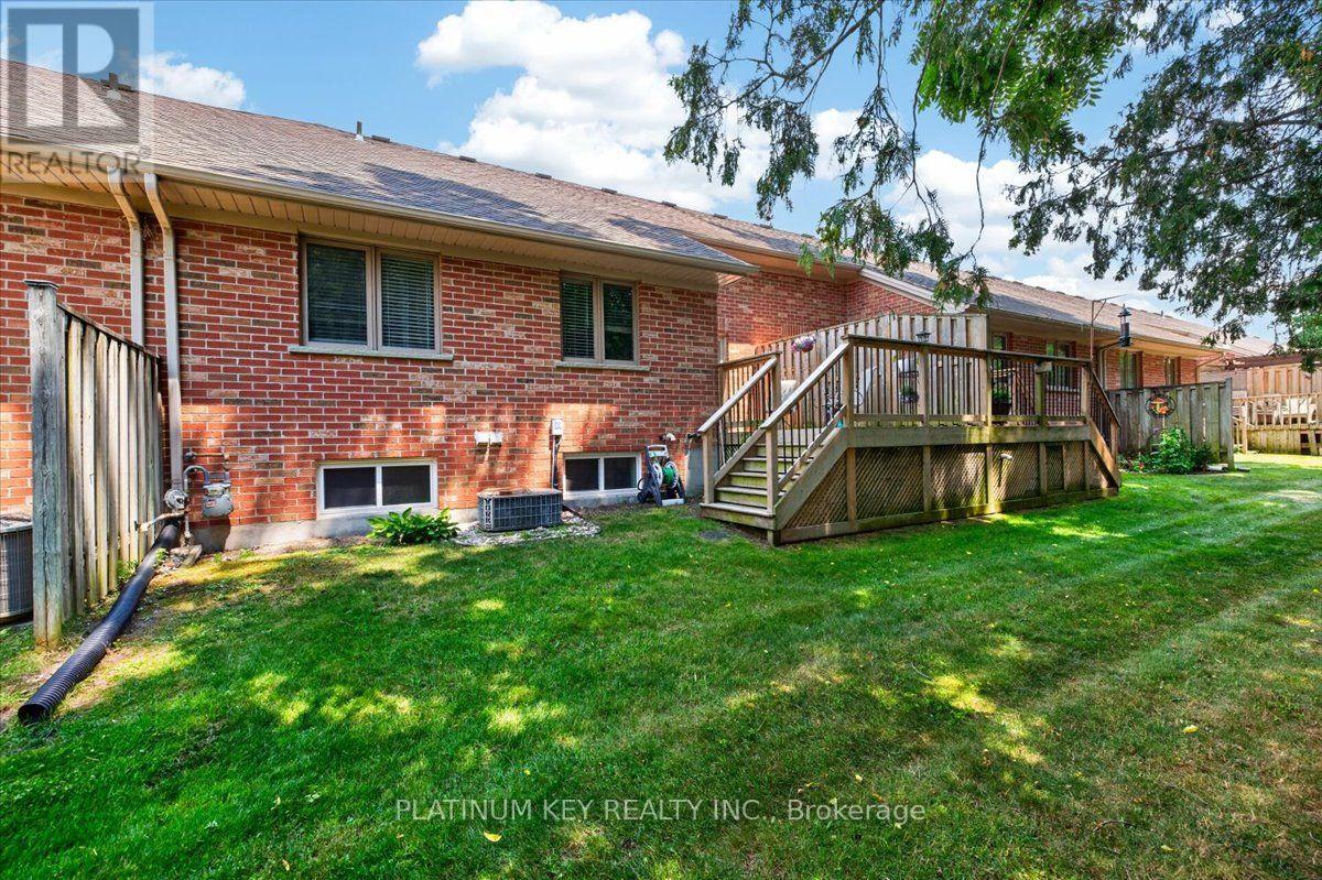 #6 307 METCALFE STREET E - 23