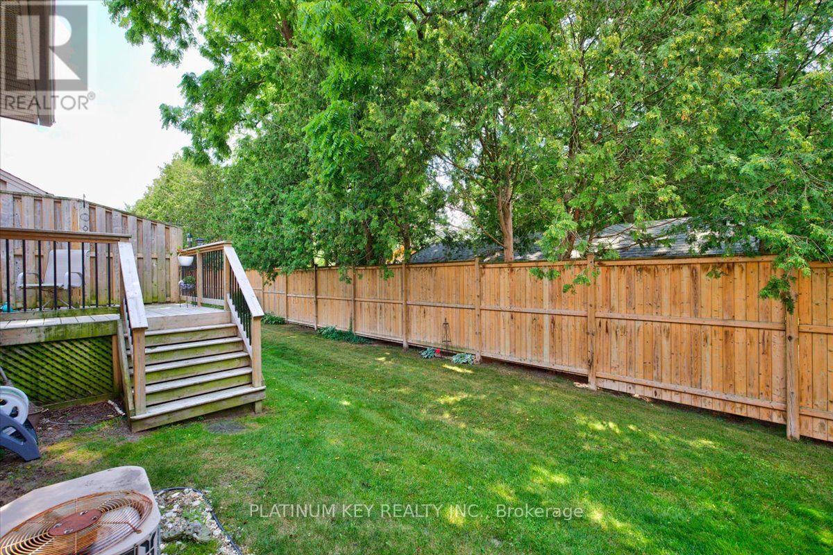 #6 307 METCALFE STREET E - 25