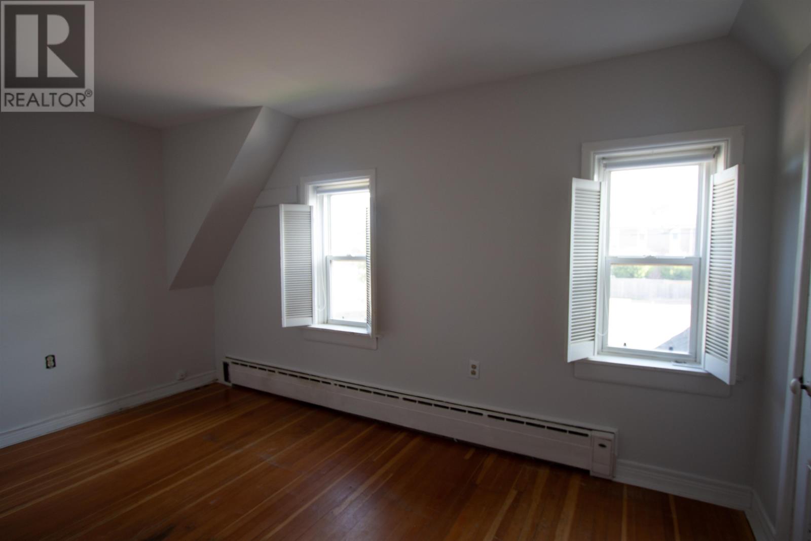 288 Notre Dame Street - 8