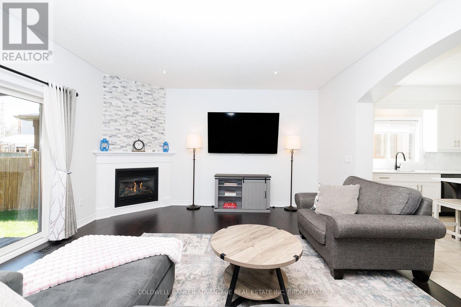 395 MICHAEL DRIVE - 12