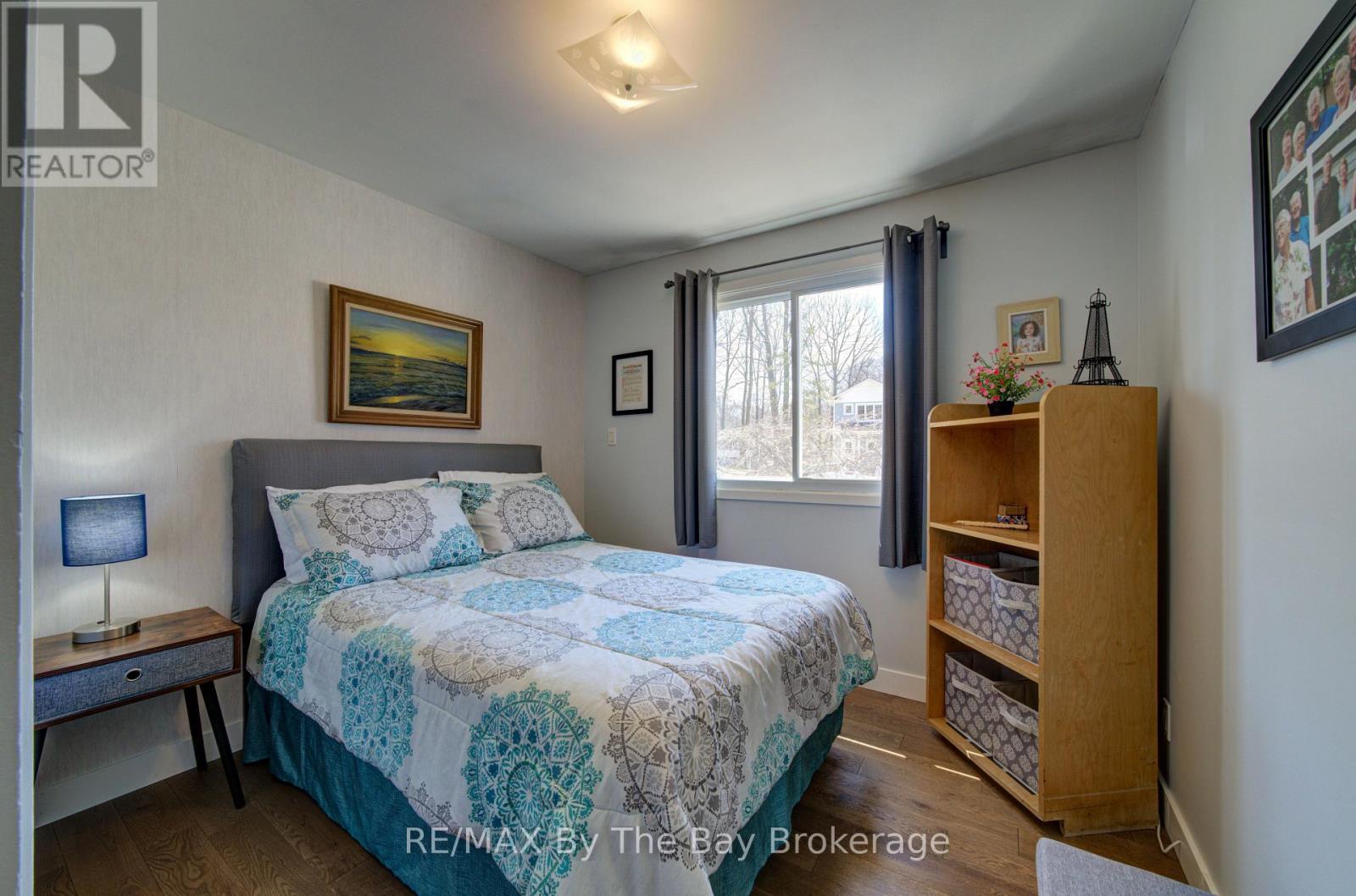 9 FREDERICK DRIVE - 16