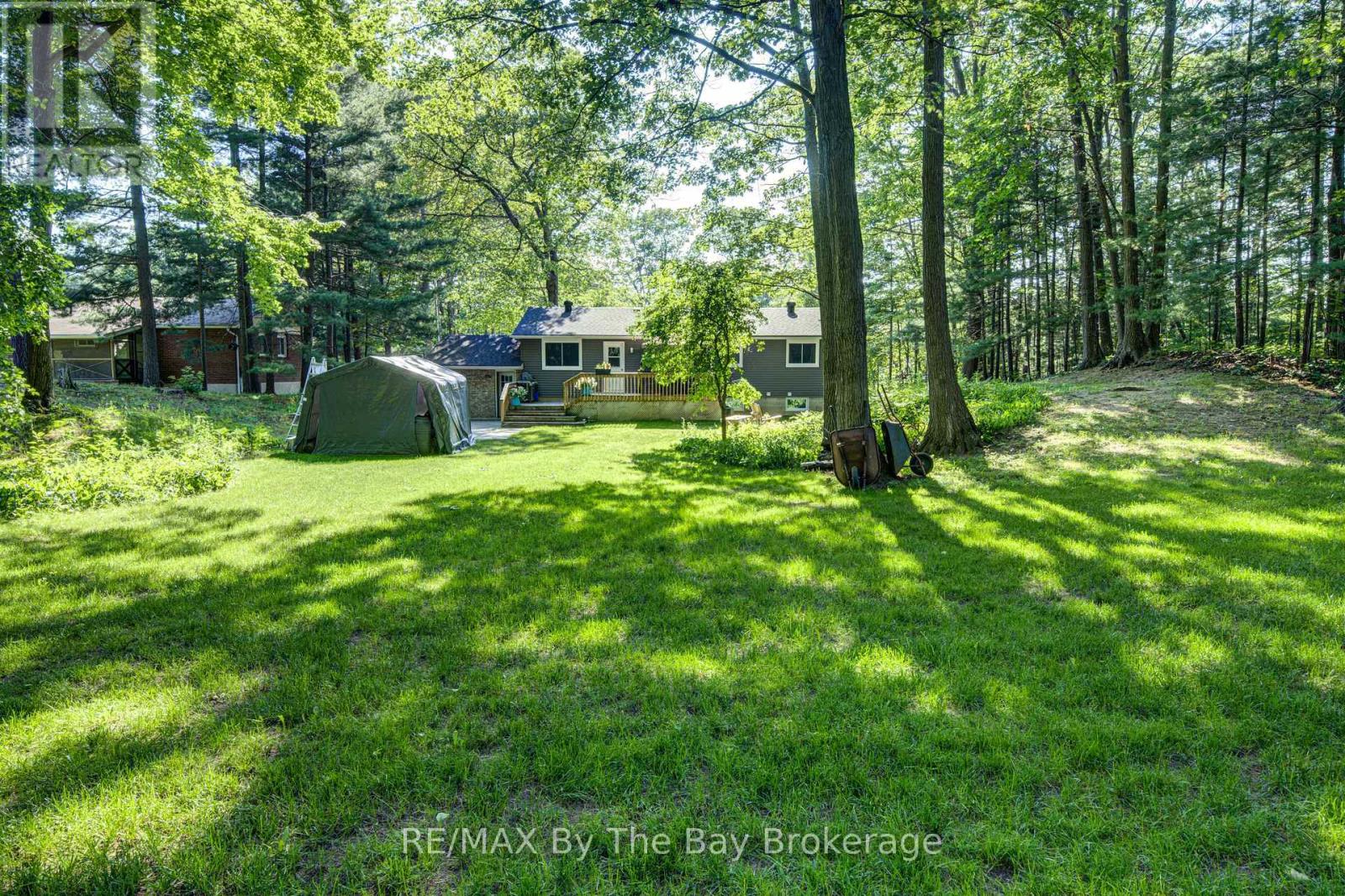 9 FREDERICK DRIVE - 29