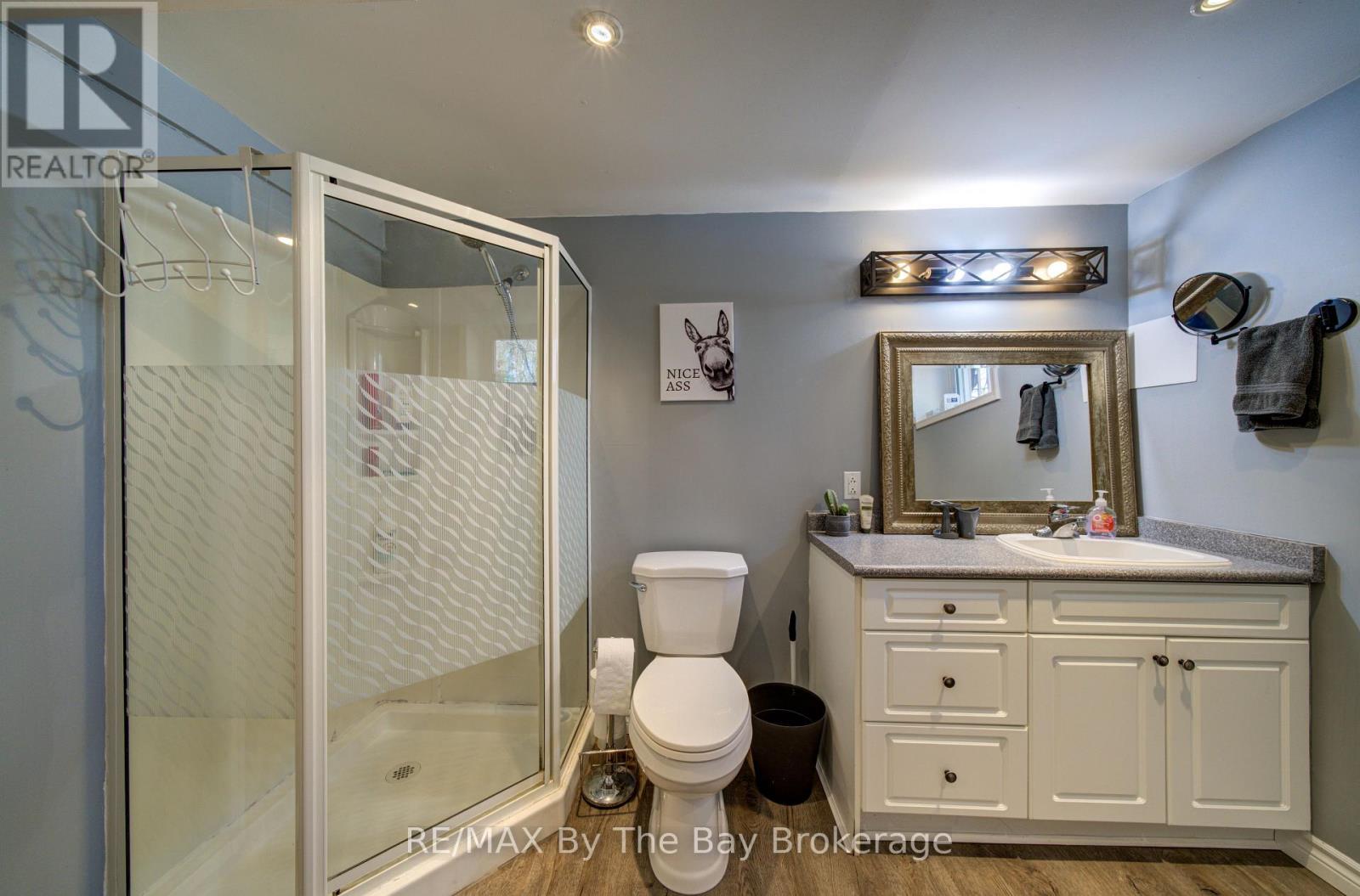 9 FREDERICK DRIVE - 26