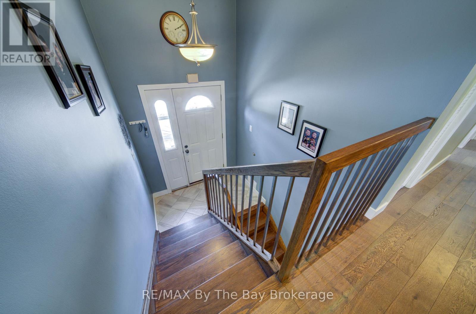 9 FREDERICK DRIVE - 5
