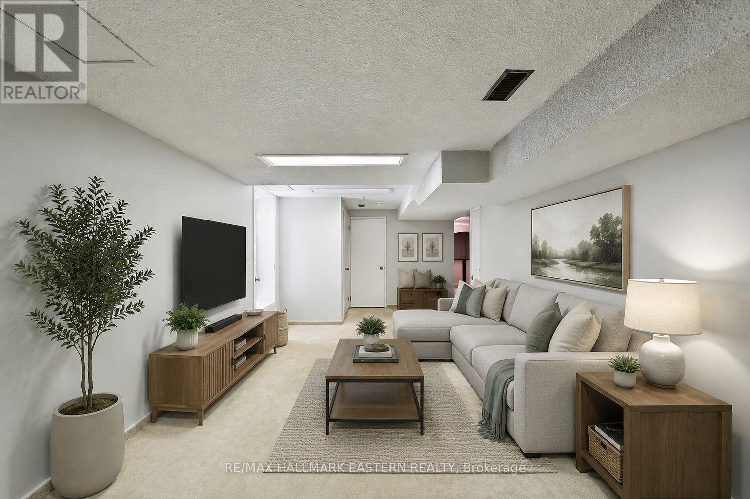 95 CENTENNIAL DRIVE - 32