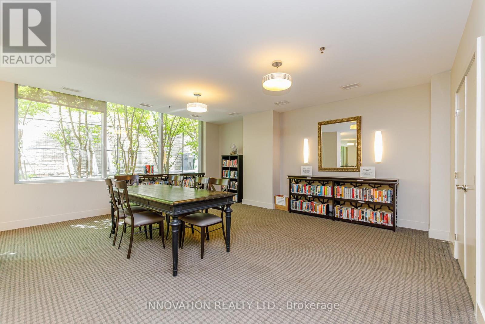 #209 88 RICHMOND ROAD - 37