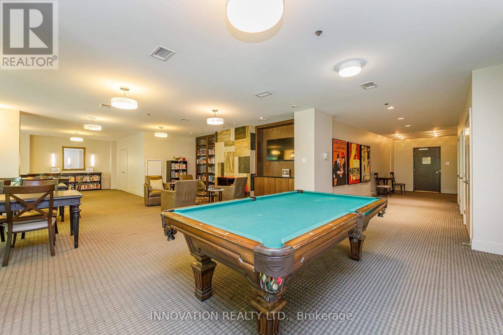 #209 88 RICHMOND ROAD - 39