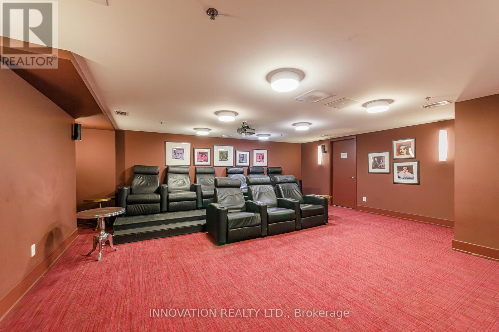 #209 88 RICHMOND ROAD - 44