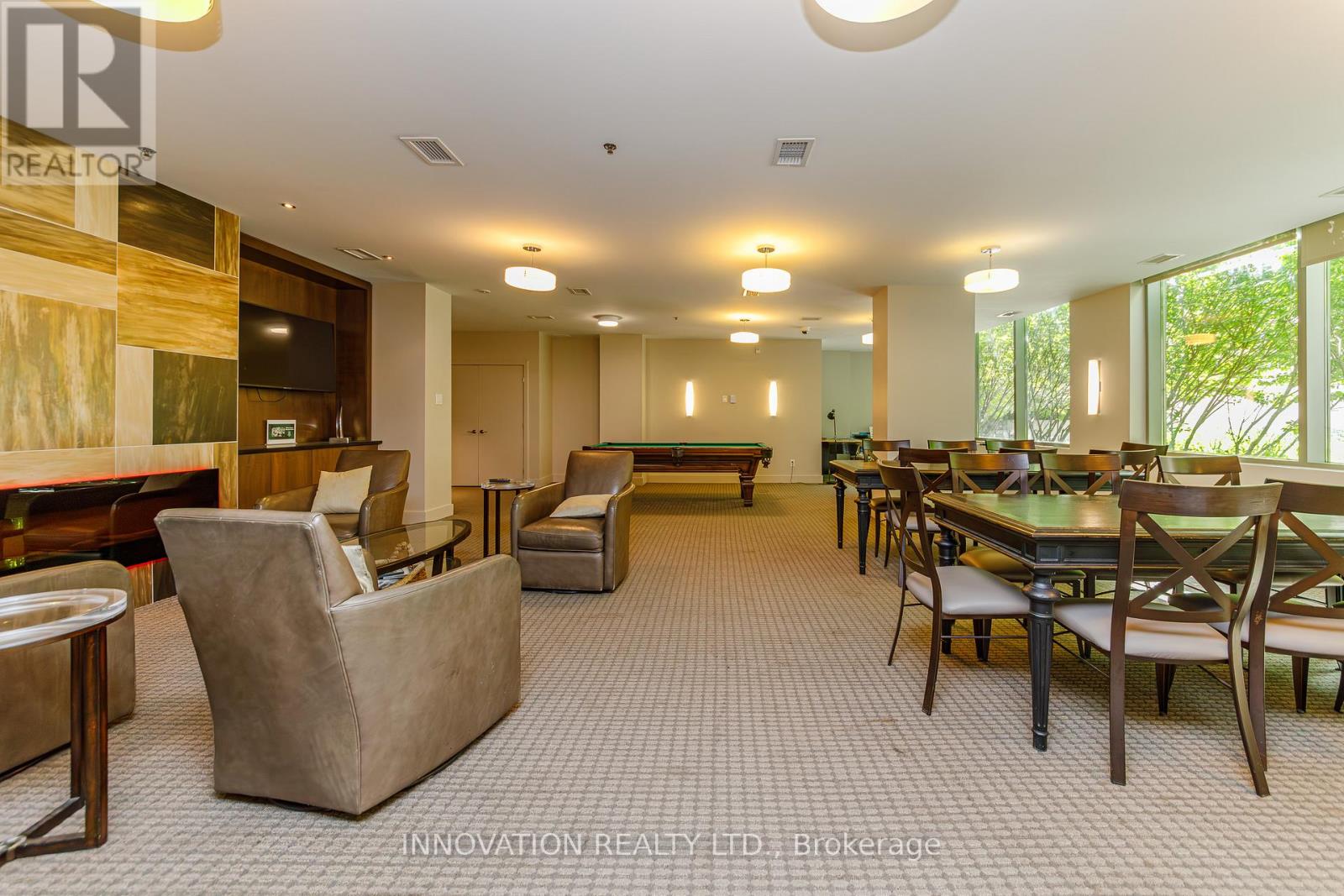 #209 88 RICHMOND ROAD - 42