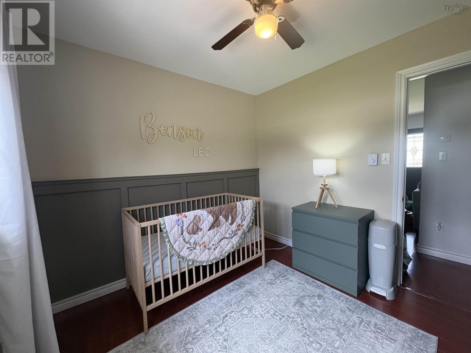 466 Martin Avenue - 11