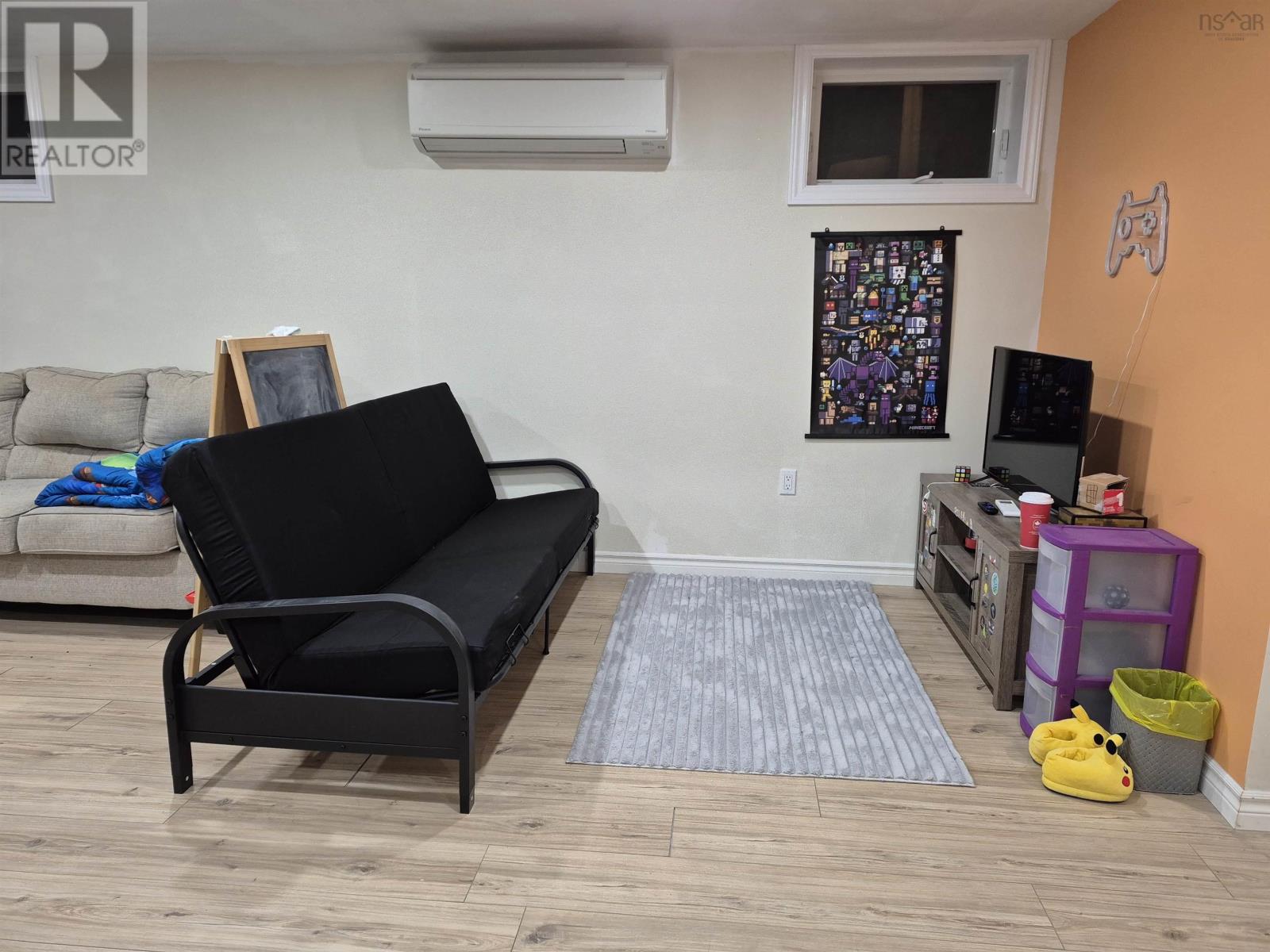 466 Martin Avenue - 20