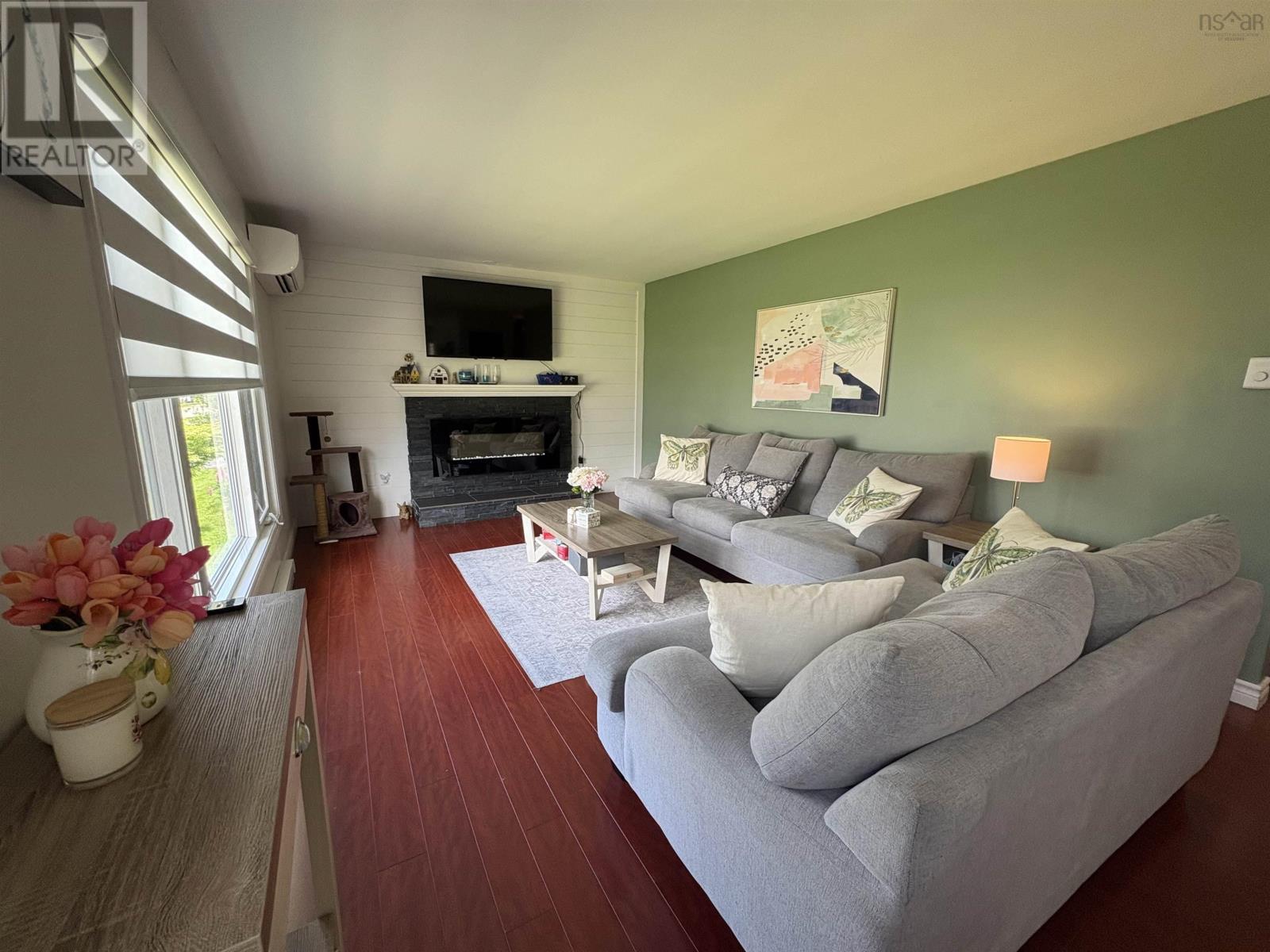 466 Martin Avenue - 7