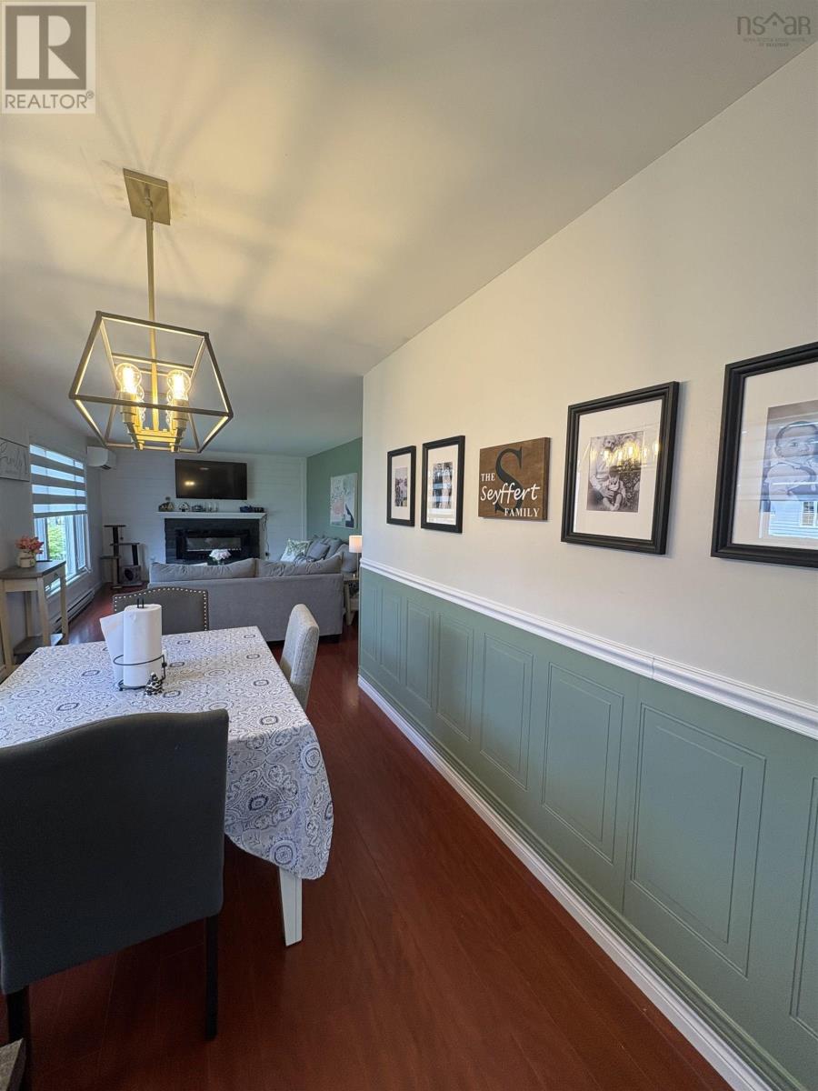 466 Martin Avenue - 5