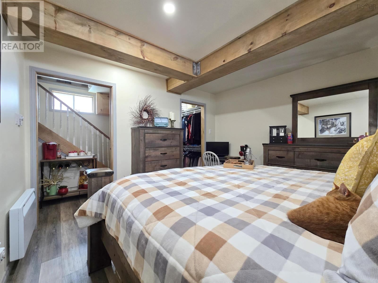 2816 Barronsfield Road - 28