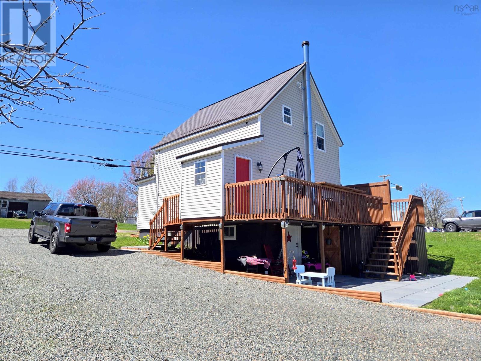 2816 Barronsfield Road - 3
